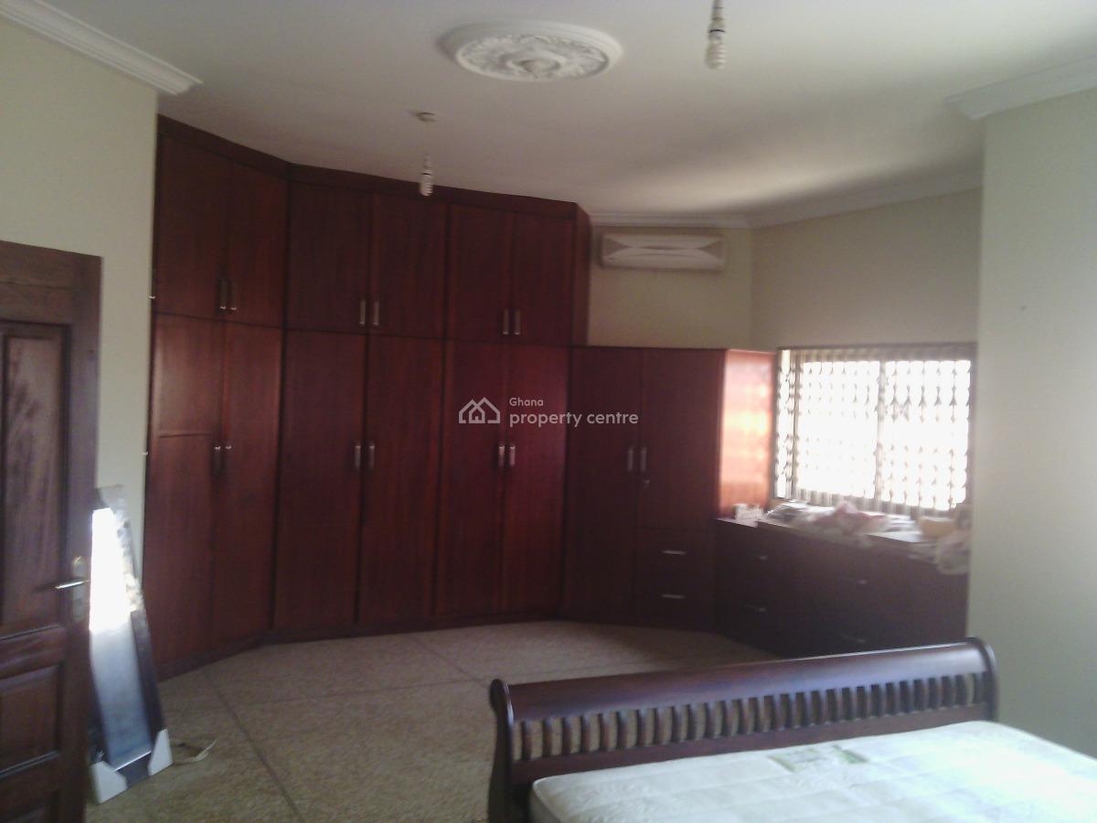 Executive Fully Furnished 6bedrooms in Tema Community22, Tema Community22, Tema, Accra, House for Rent