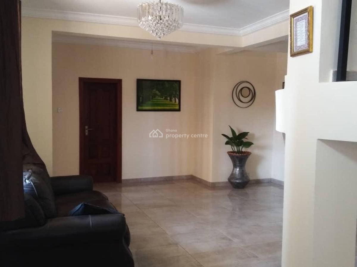 Executive Fully Furnished 6bedrooms in Tema Community22, Tema Community22, Tema, Accra, House for Rent