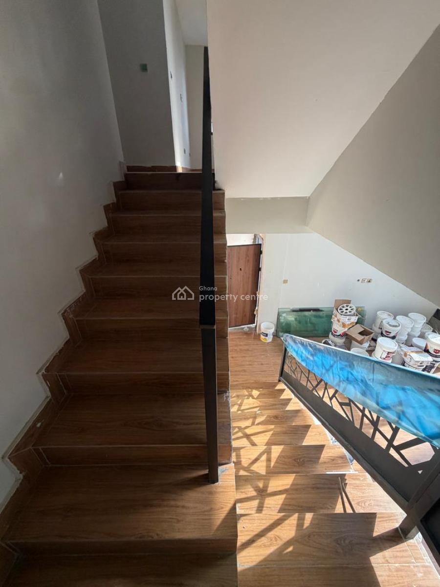 Executive 3 Bedrooms, East Airport, Airport Residential Area, Accra, House for Sale