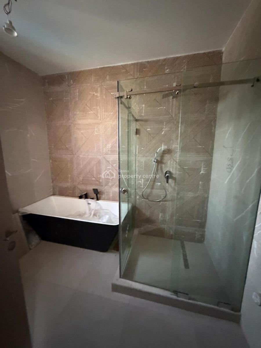 Executive 3 Bedrooms, East Airport, Airport Residential Area, Accra, House for Sale