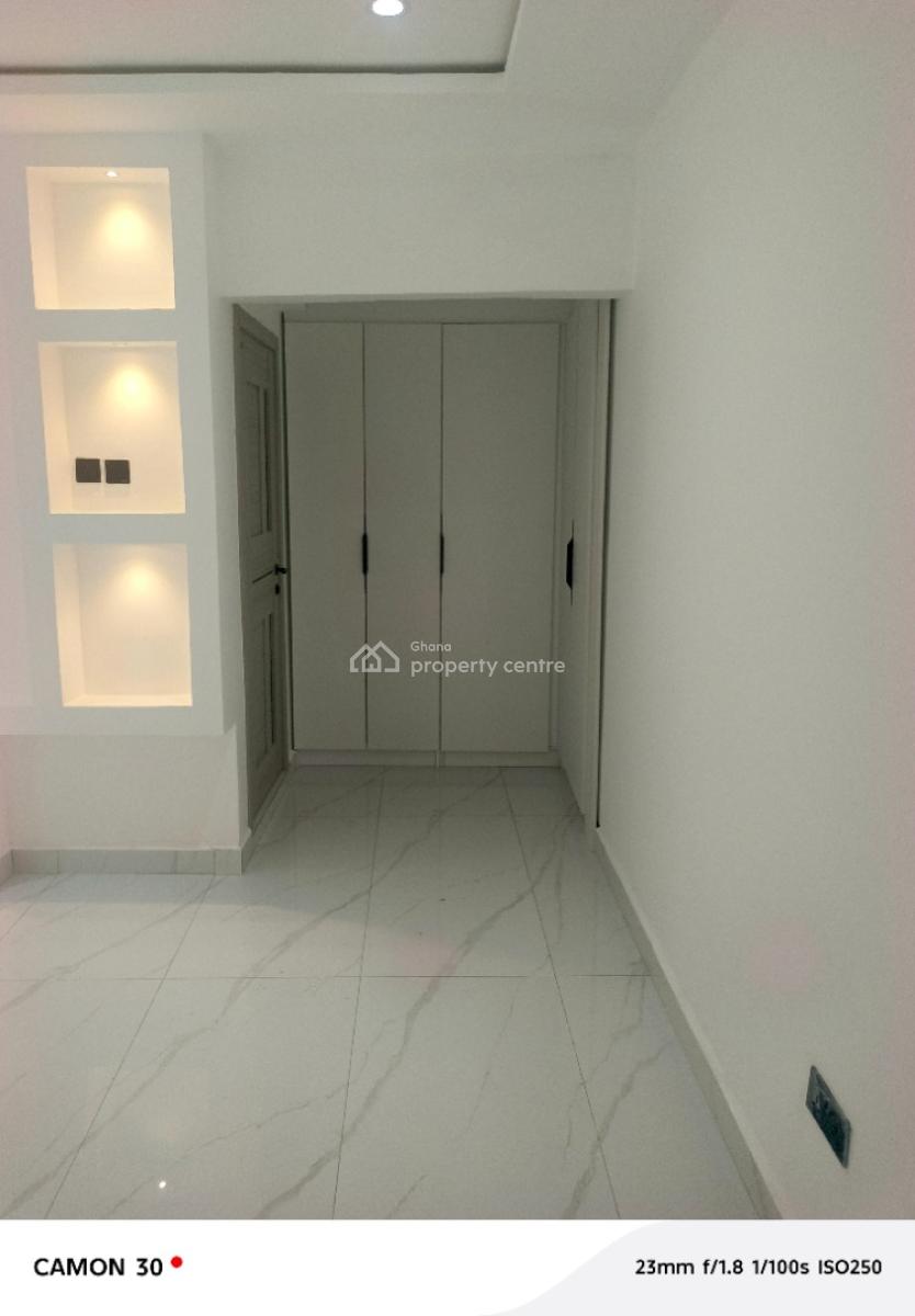 Luxury 4-bedroom House with 1-bedroom Boys Quarters -- Las, Seekers Realty, Lashibi, Accra, Detached Duplex for Sale