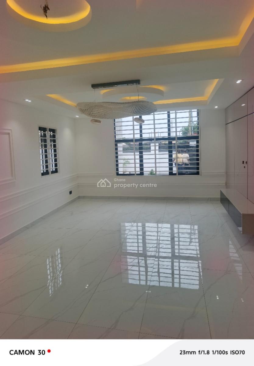 Luxury 4-bedroom House with 1-bedroom Boys Quarters -- Las, Seekers Realty, Lashibi, Accra, Detached Duplex for Sale