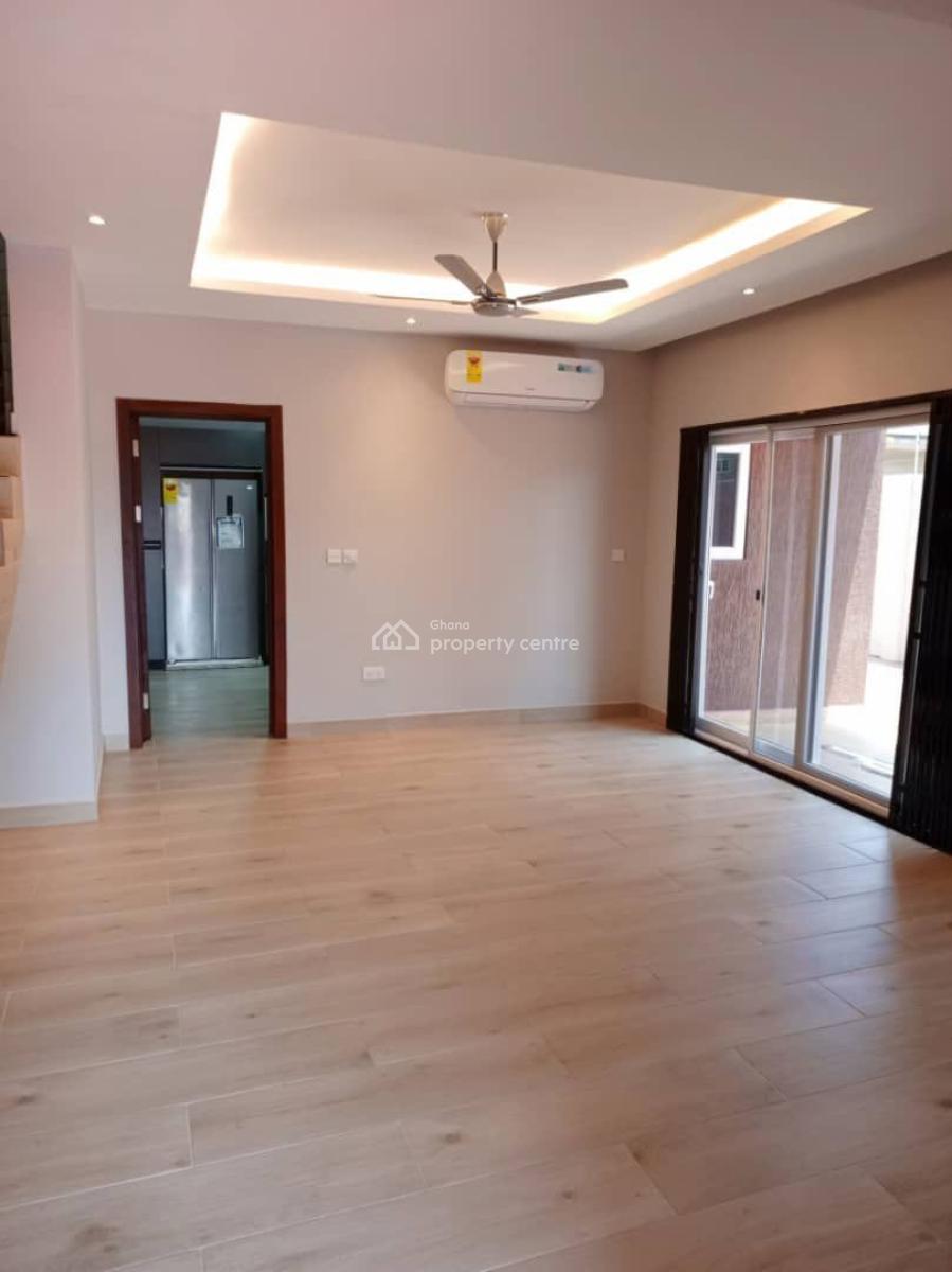 Modern 3-bedroom Smart Home @ Teshie Bushroad, Bushroad, Teshie New Town, Accra, Townhouse for Rent