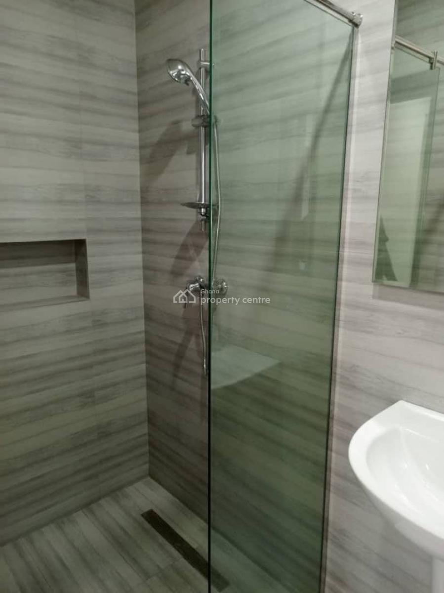 Modern 3-bedroom Smart Home @ Teshie Bushroad, Bushroad, Teshie New Town, Accra, Townhouse for Rent
