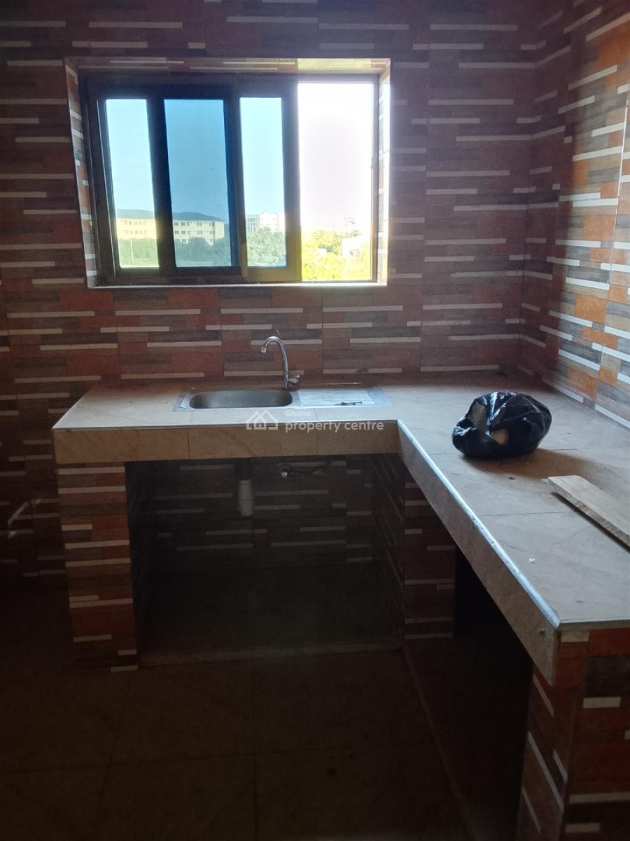Two Bedroom Apartment, Bush Road Police Station, Teshie-nungua Estates, Accra, Mini Flat for Rent