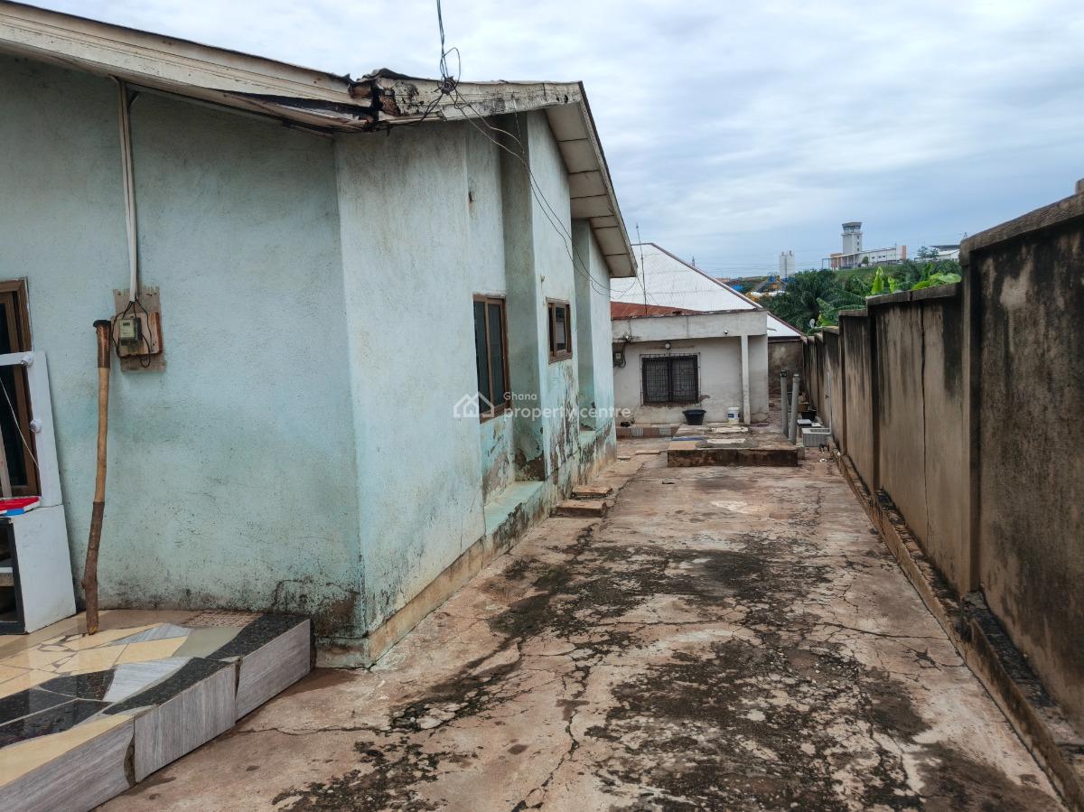10 Bedrooms, Sepe Owusu Ansah, Kumasi Airport., Kumasi Metropolitan, Ashanti, House for Sale