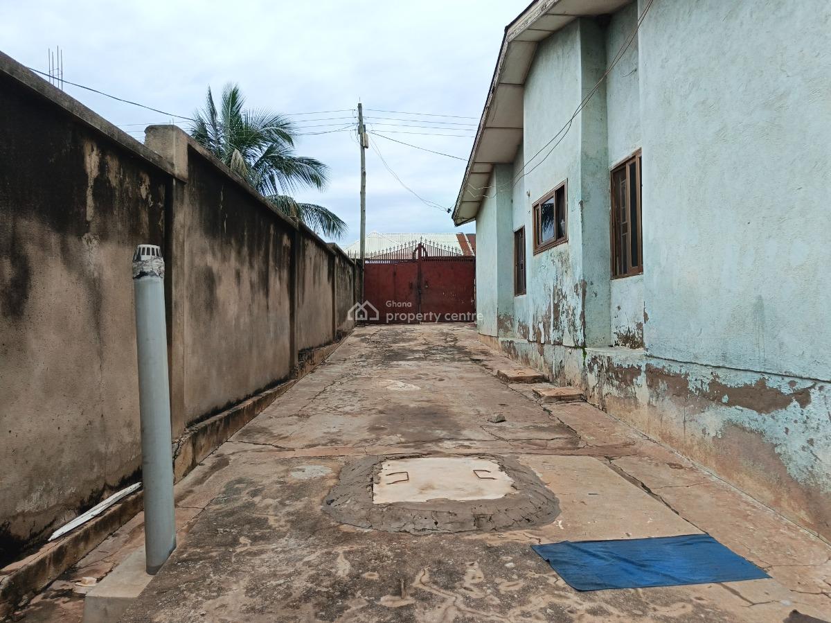 10 Bedrooms, Sepe Owusu Ansah, Kumasi Airport., Kumasi Metropolitan, Ashanti, House for Sale