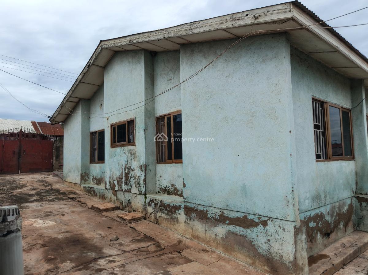 10 Bedrooms, Sepe Owusu Ansah, Kumasi Airport., Kumasi Metropolitan, Ashanti, House for Sale