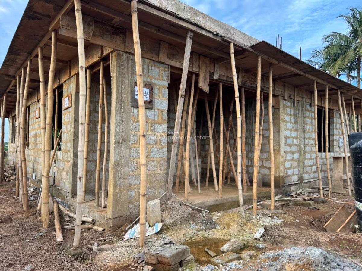 3 Bedroom Uncompleted House at Kasoa Nyanyano Dawa Behind Big Blue Res, Nyanyano Dawa, Kasoa, Awutu-senya East, Central Region, House for Sale