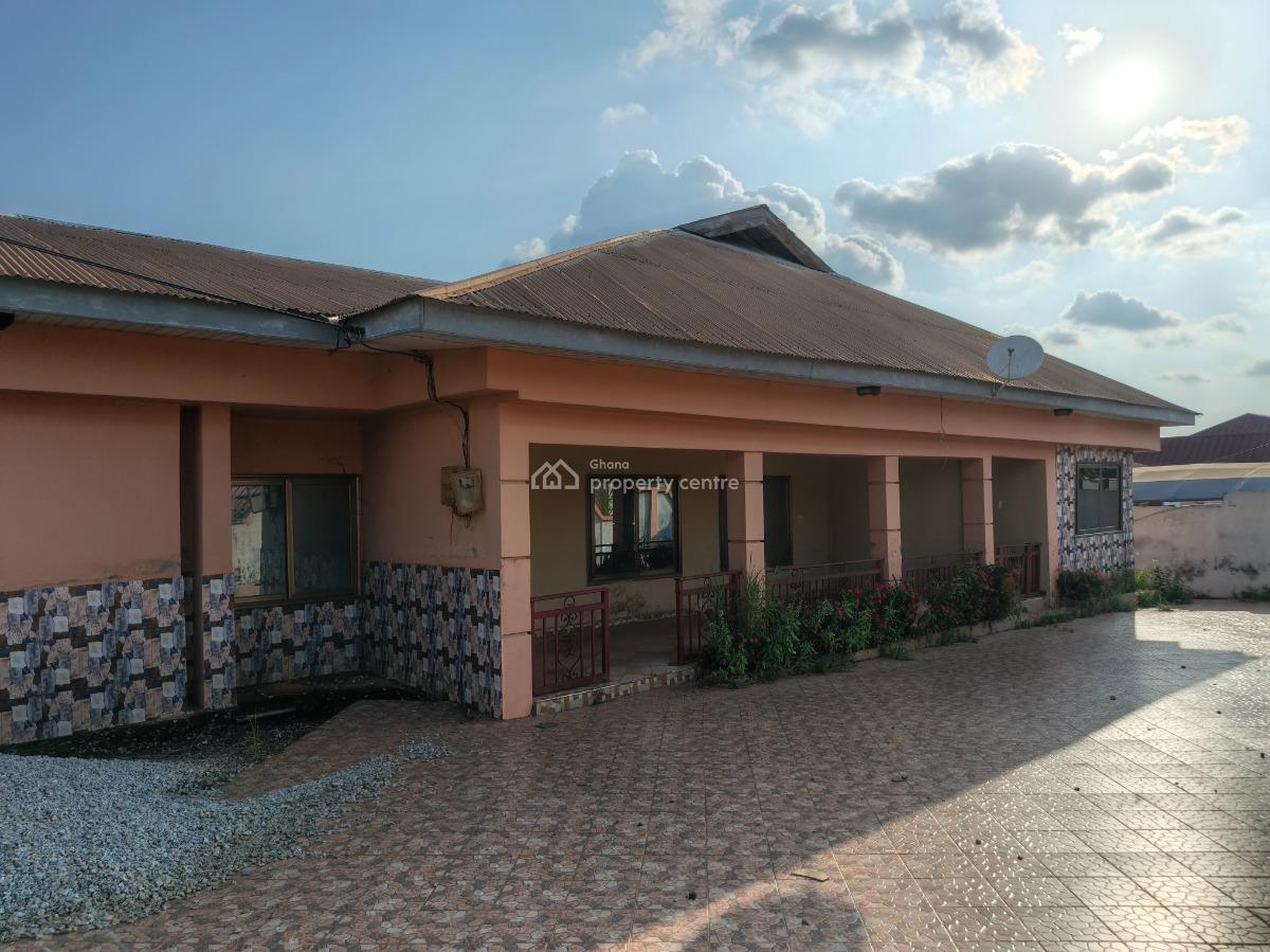 5 Bedrooms, Atonsu, Near Asokwa, Ahodwo, Ahinsan., Kumasi Metropolitan, Ashanti, House for Rent