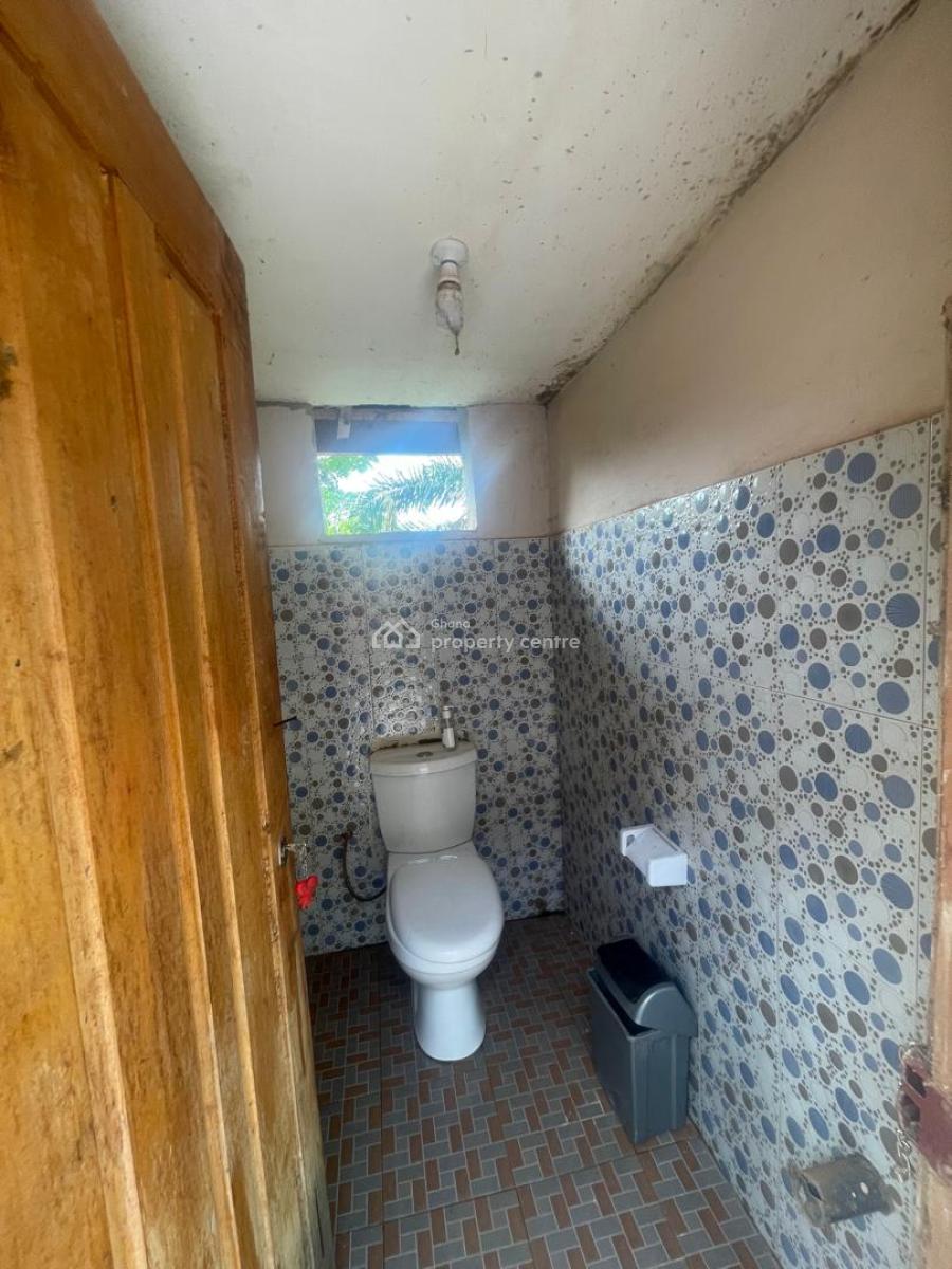 2 Acres of Land with 2 Storie Buildinds, 2 Boy Quarter  Etc, Estate Road- Asufufu, Sunyani Municipal, Brong Ahafo, Church for Sale