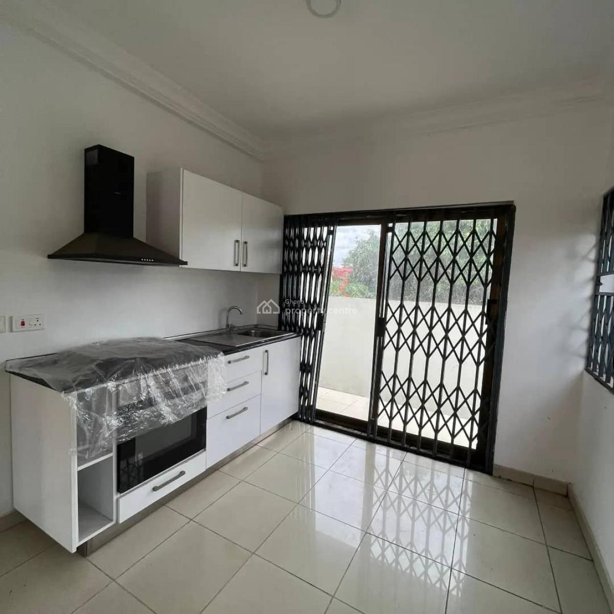 Mini Gated Community, North Legon, Accra Metropolitan, Accra, Hotel / Guest House for Sale