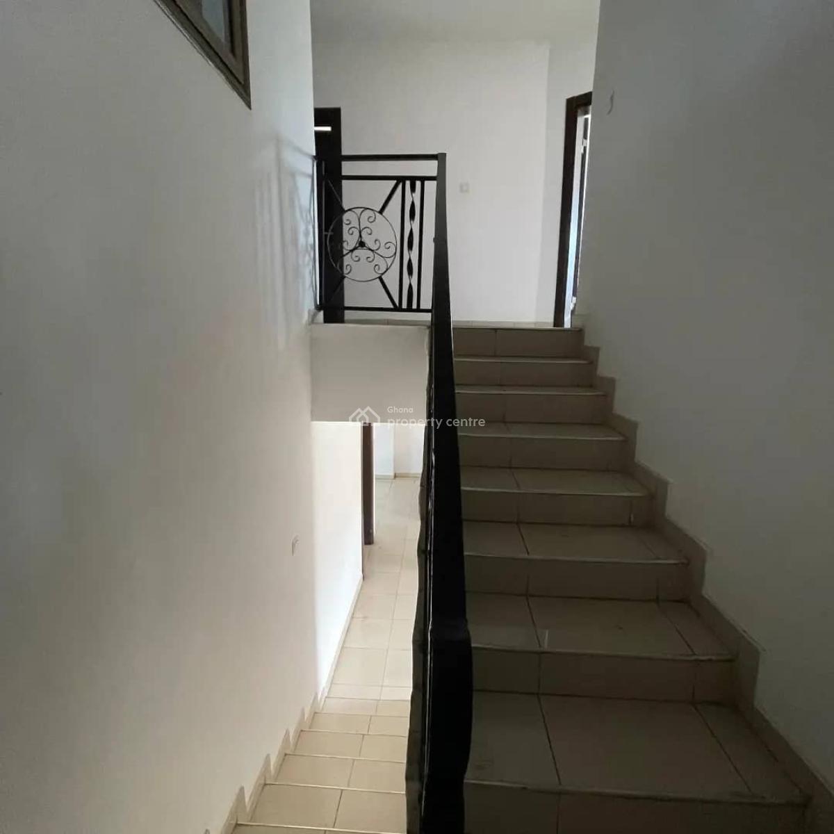 Mini Gated Community, North Legon, Accra Metropolitan, Accra, Hotel / Guest House for Sale
