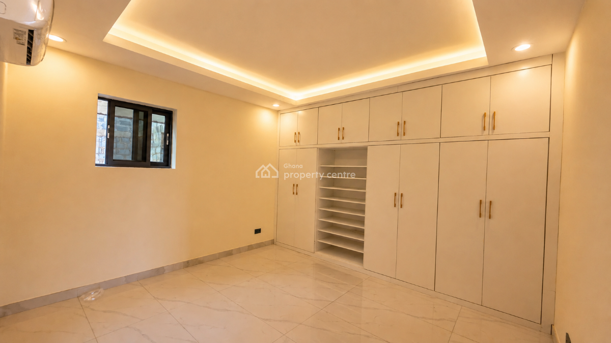 4 Bedroom House with Boys Quarters at Spintex, Spintex, Accra Metropolitan, Accra, House for Sale