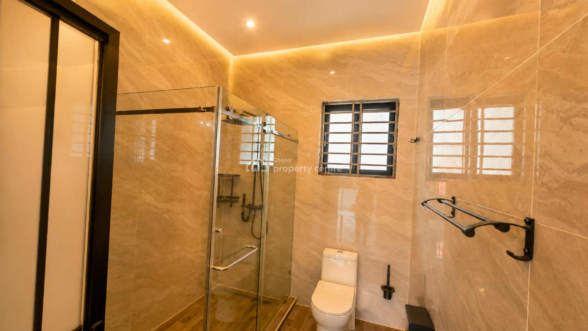 4 Bedroom House with Boys Quarters at Spintex, Spintex, Accra Metropolitan, Accra, House for Sale