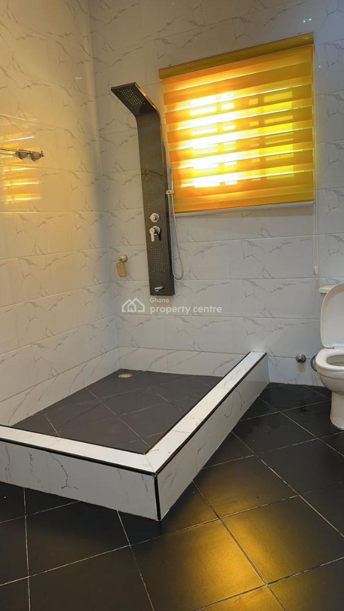 Executive Fully Furnished 5-bedroom House, Kumasi Metropolitan, Ashanti, House for Sale
