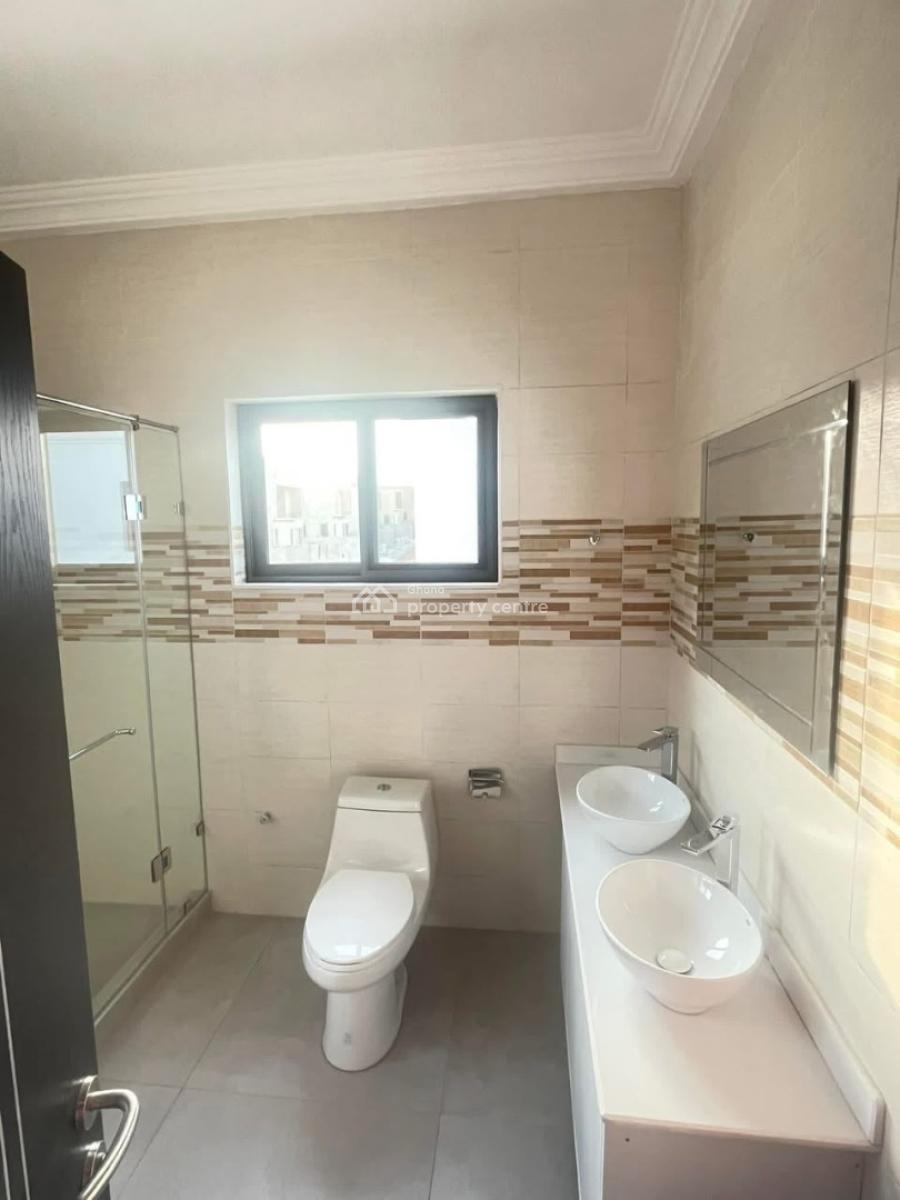 4 Bedroom Detached, Executive & Executive Mansion in a Gated Community, Adenta Aviation, Adenta Municipal, Accra, House for Sale