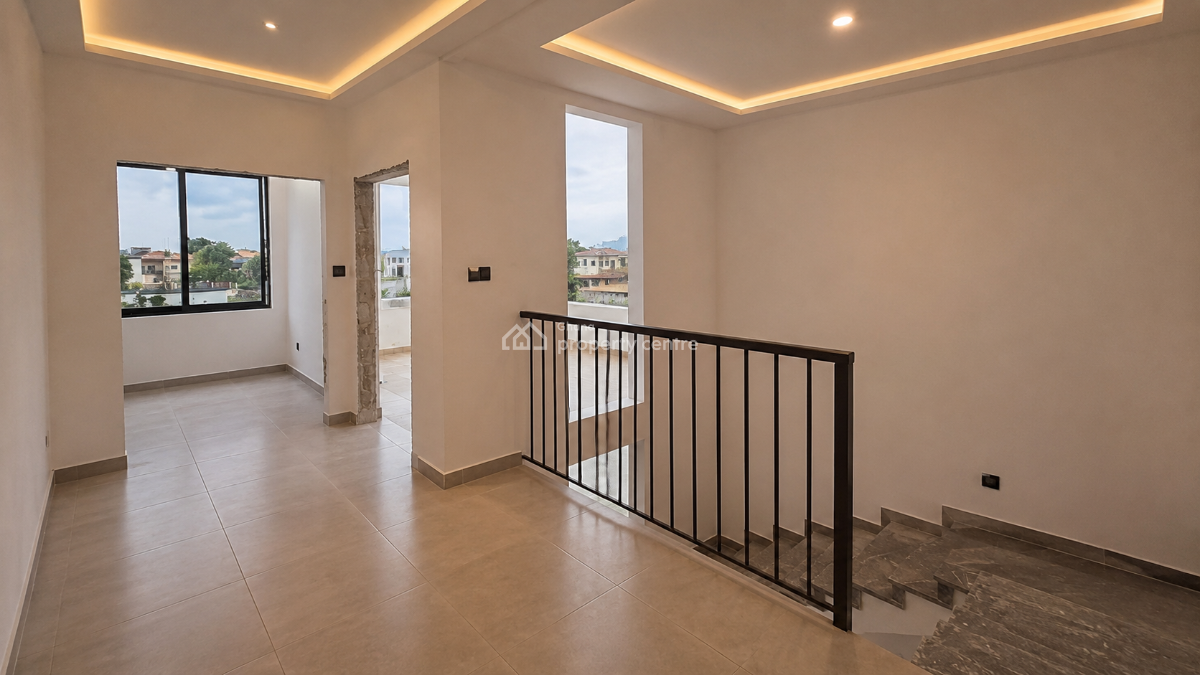 3 Bedrooms House at Cantonment, Cantonment, Accra Metropolitan, Accra, House for Sale