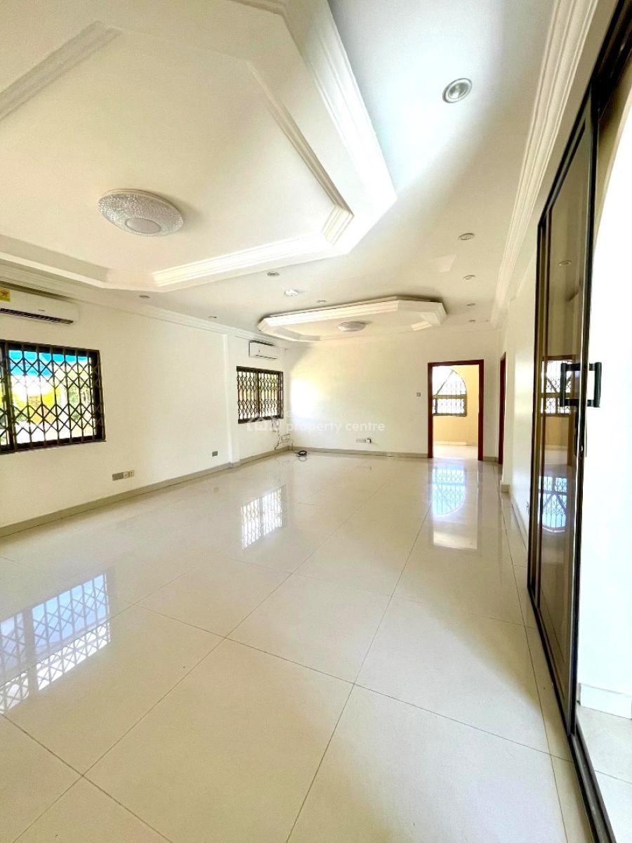 5 Bedroom House with Pool, Au Village, Cantonments, Accra, Detached Bungalow for Rent