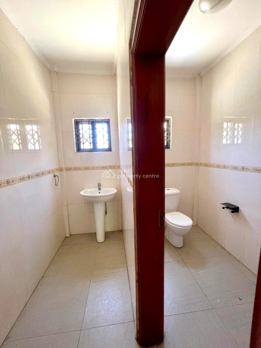 5 Bedroom House with Pool, Au Village, Cantonments, Accra, Detached Bungalow for Rent