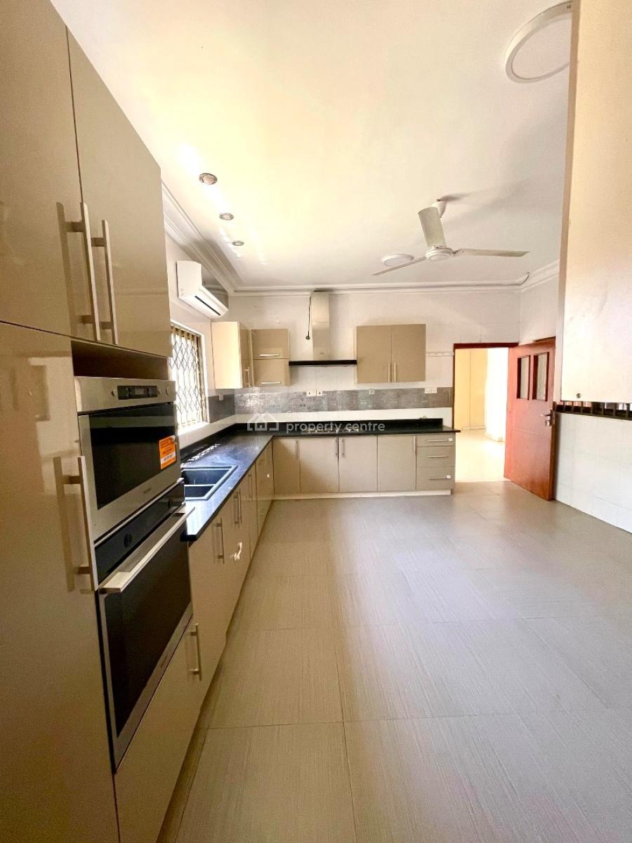 5 Bedroom House with Pool, Au Village, Cantonments, Accra, Detached Bungalow for Rent