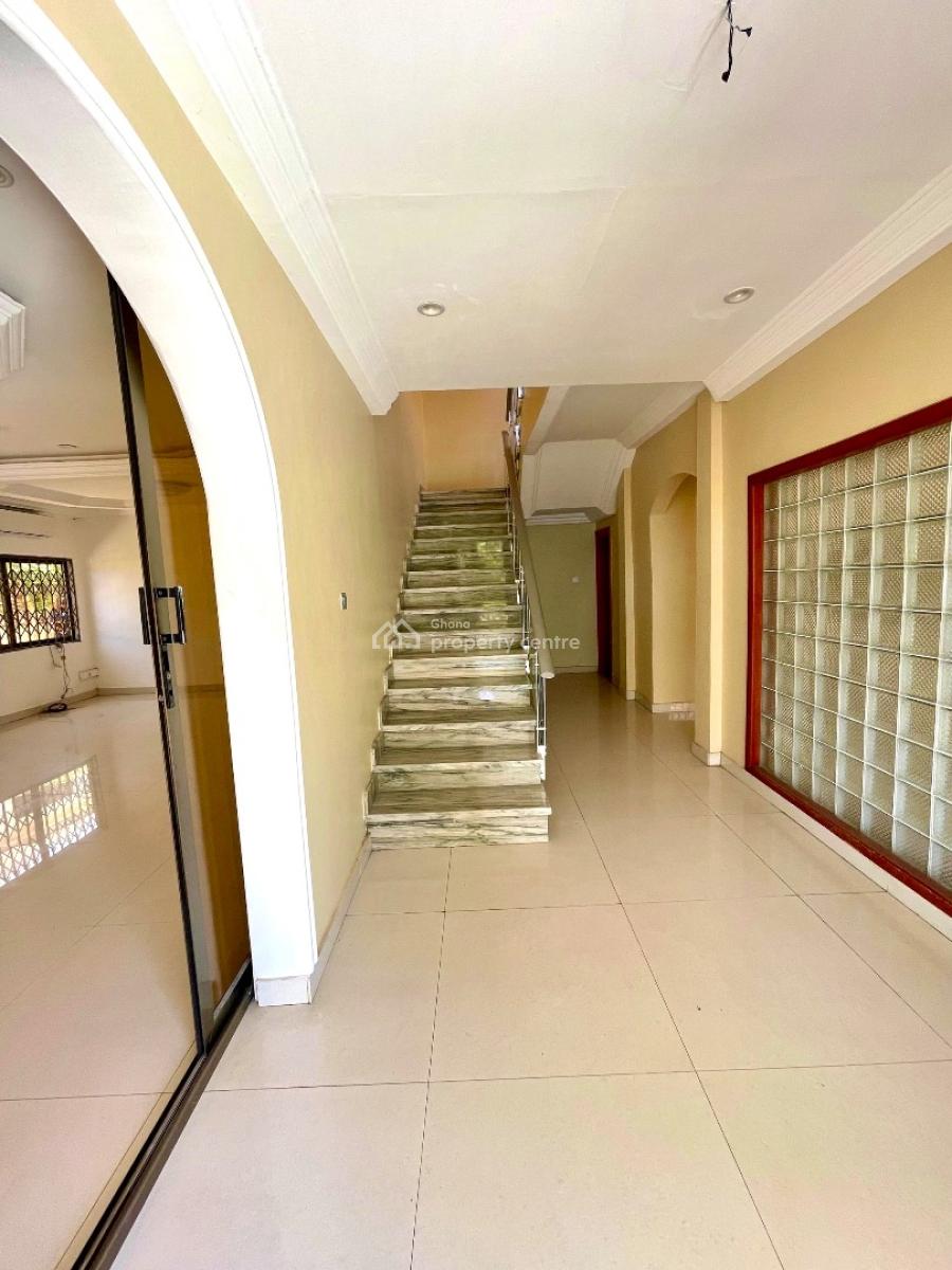 5 Bedroom House with Pool, Au Village, Cantonments, Accra, Detached Bungalow for Rent