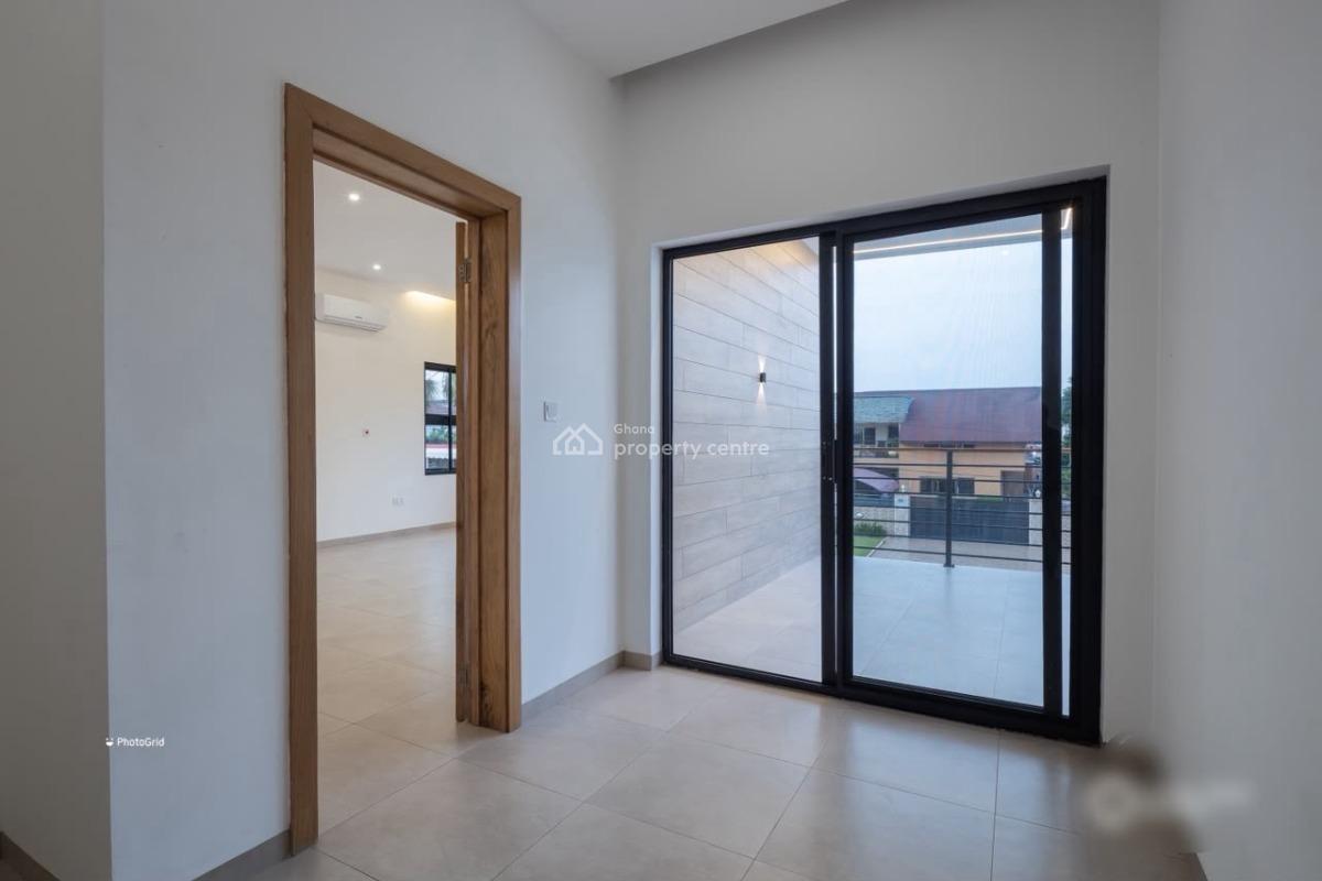 Executive 4 Bedroom, Spintex, Accra, House for Sale