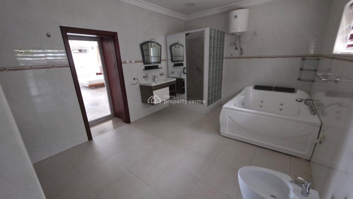 Semi Furnished 4-bedroom Townhome @cantonment, Accra, Cantonments, Accra, House for Rent