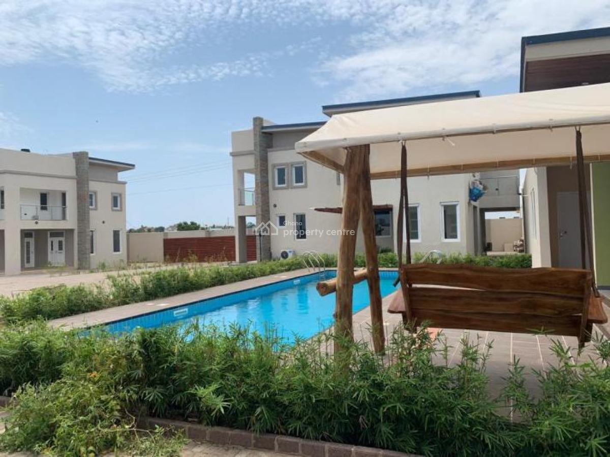 2 Bedroom Townhouse in a Gated Community with Swimming Pool and Gym, Tse Addo, Accra, Townhouse for Rent