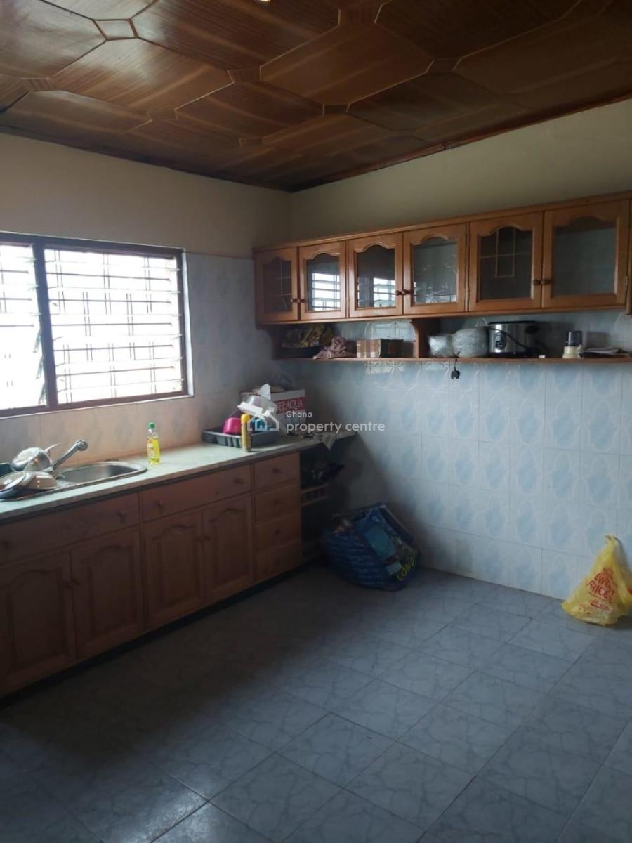 Titled 9brm of 2 Apartments at Choice Before Aplaku Accra, Choice Before Aplaku, Ga South Municipal, Accra, Detached Duplex for Sale