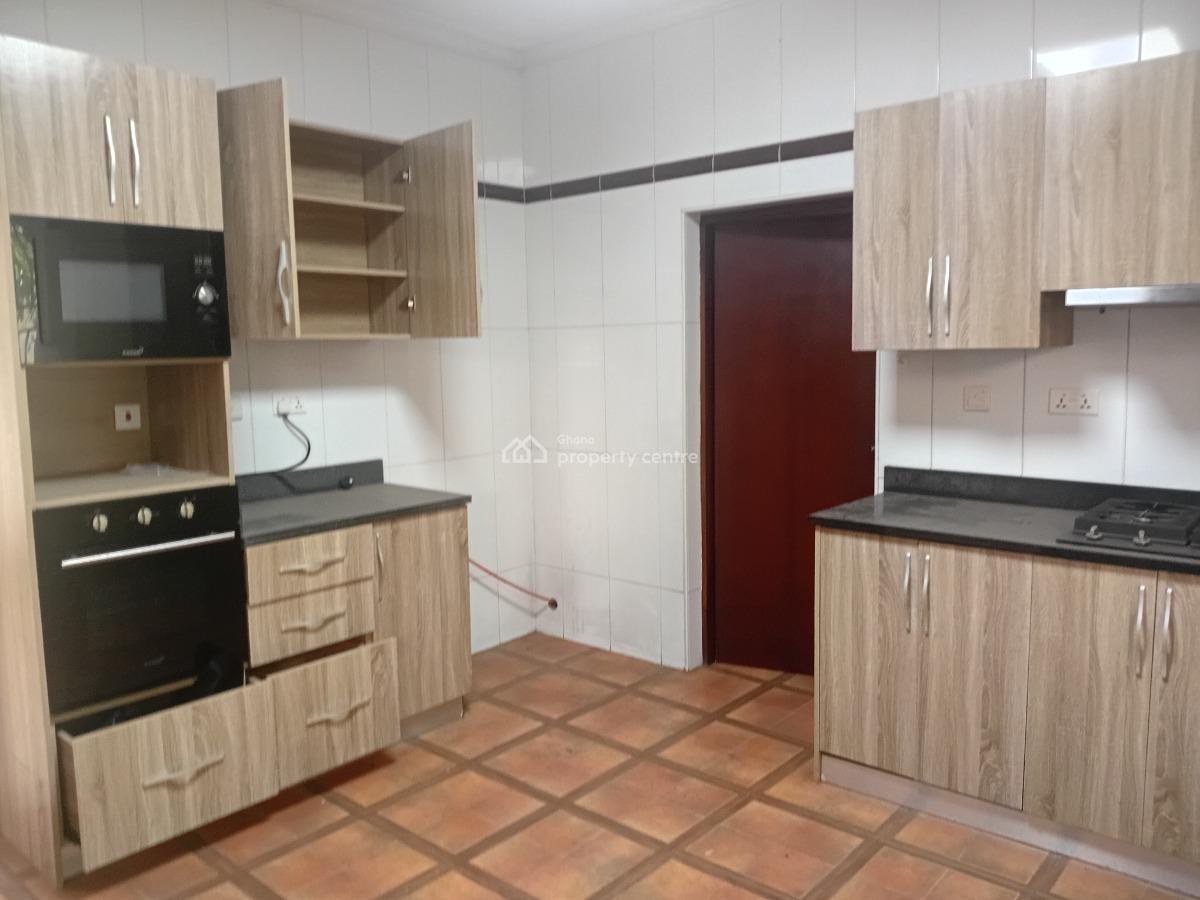 (4) Bedroom  Townhouse in Gated Community, Airport Residential Area, Accra, Detached Duplex for Sale