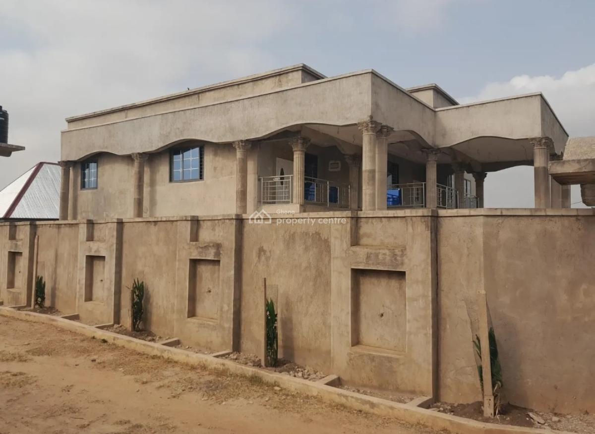 8 Bedrooms, Adwumam New Site, Near Kenyasi., Kumasi Metropolitan, Ashanti, House for Sale