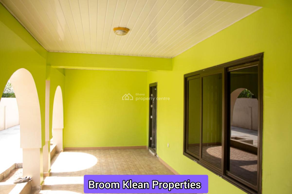 a Four Bedroom House, Located at New Apraku, West Hills, Accra, West Hills Accra, Accra Metropolitan, Accra, Detached Bungalow for Sale