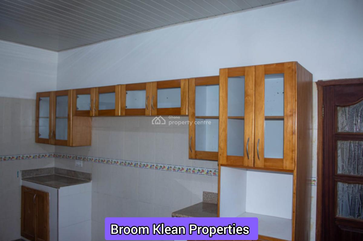 a Four Bedroom House, Located at New Apraku, West Hills, Accra, West Hills Accra, Accra Metropolitan, Accra, Detached Bungalow for Sale
