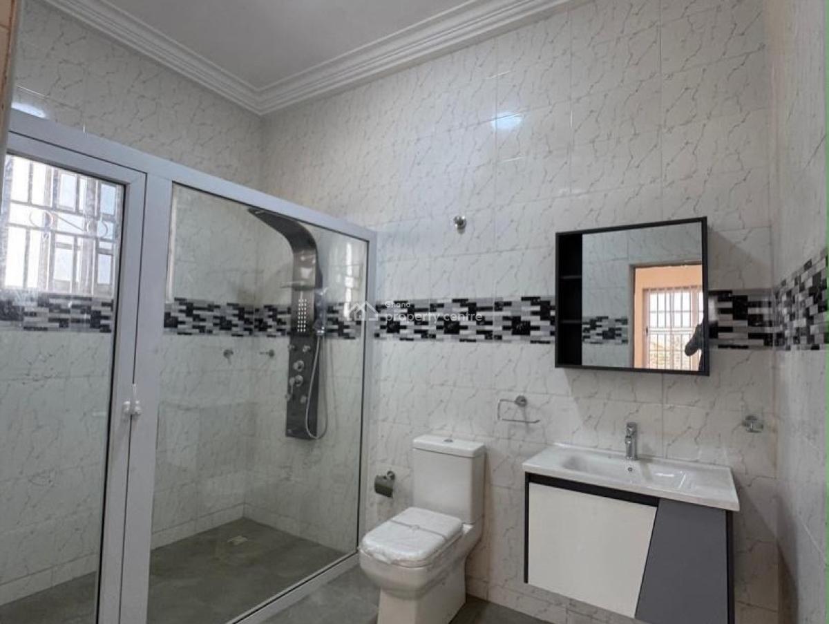 Executive 6 Bedroom, Ashaley Botwe, Adenta Municipal, Accra, House for Rent