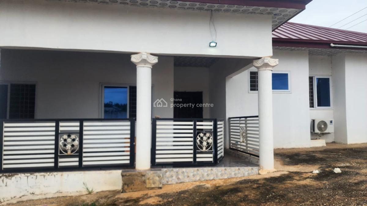 4 Bedrooms House  ( 5 Air-conditions), Atonsu Dompoase., Kumasi Metropolitan, Ashanti, House for Rent