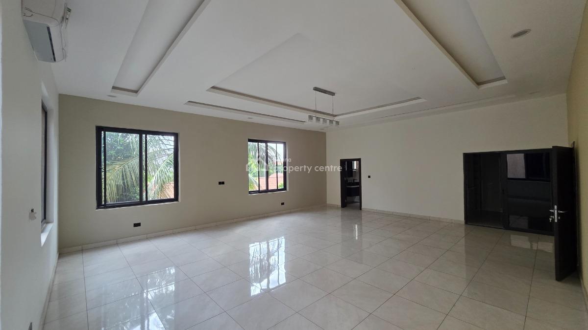 4 Bedroom House with Boys Quarters in a Gated Community, East Airport, Accra Metropolitan, Accra, House for Sale