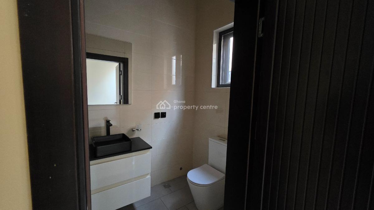 4 Bedroom House with Boys Quarters in a Gated Community, East Airport, Accra Metropolitan, Accra, House for Sale