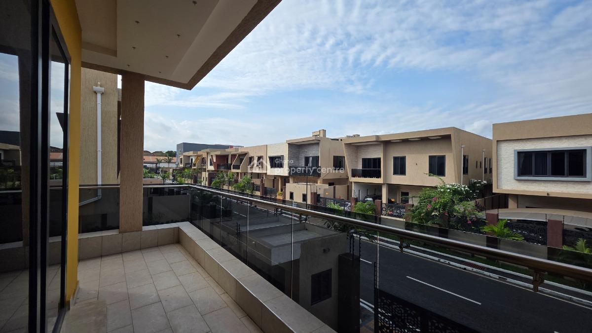 4 Bedroom House with Boys Quarters in a Gated Community, East Airport, Accra Metropolitan, Accra, House for Sale