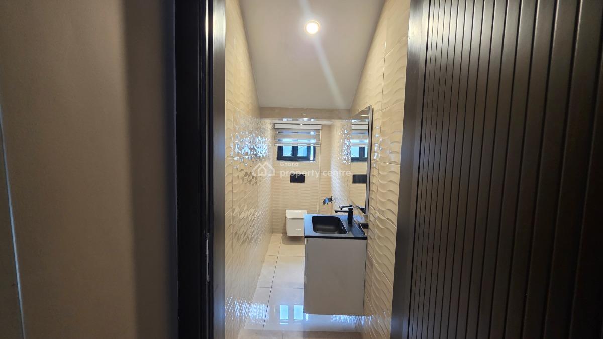 5 Bedroom Furnished House with Pool at East Airport, East Airport, Accra Metropolitan, Accra, House for Sale
