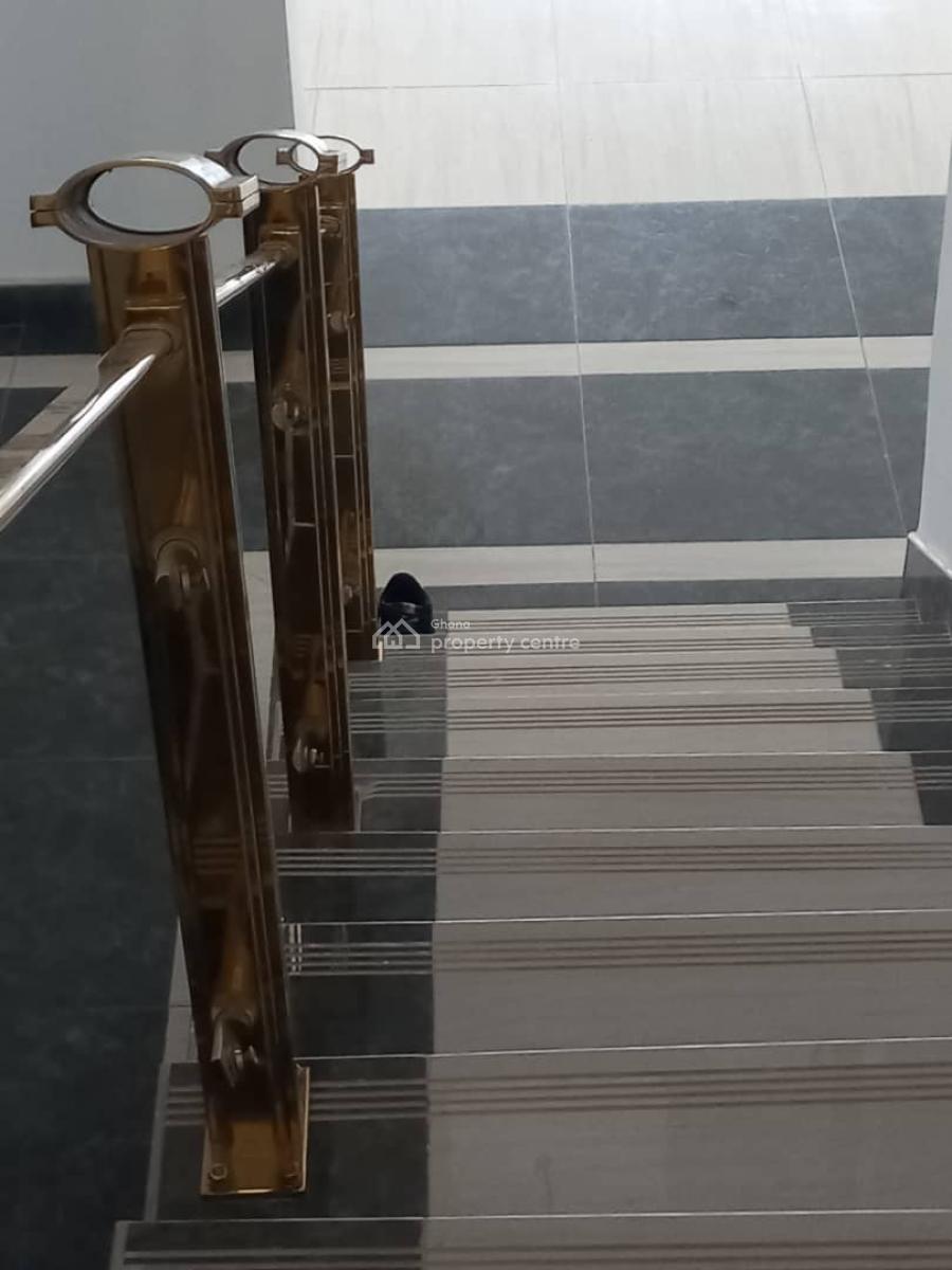 Executive Furnished 7-bedroom House, Kumasi Metropolitan, Ashanti, House for Sale