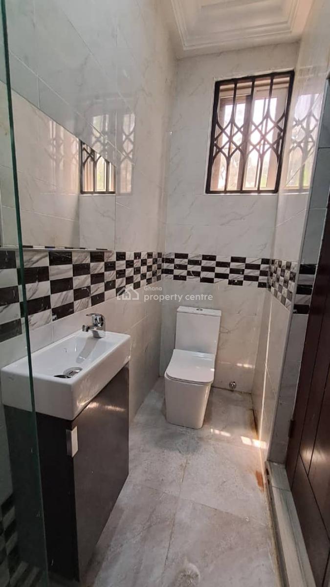Executive Fully Furnished 5-bedroom House, Kumasi Metropolitan, Ashanti, House for Sale