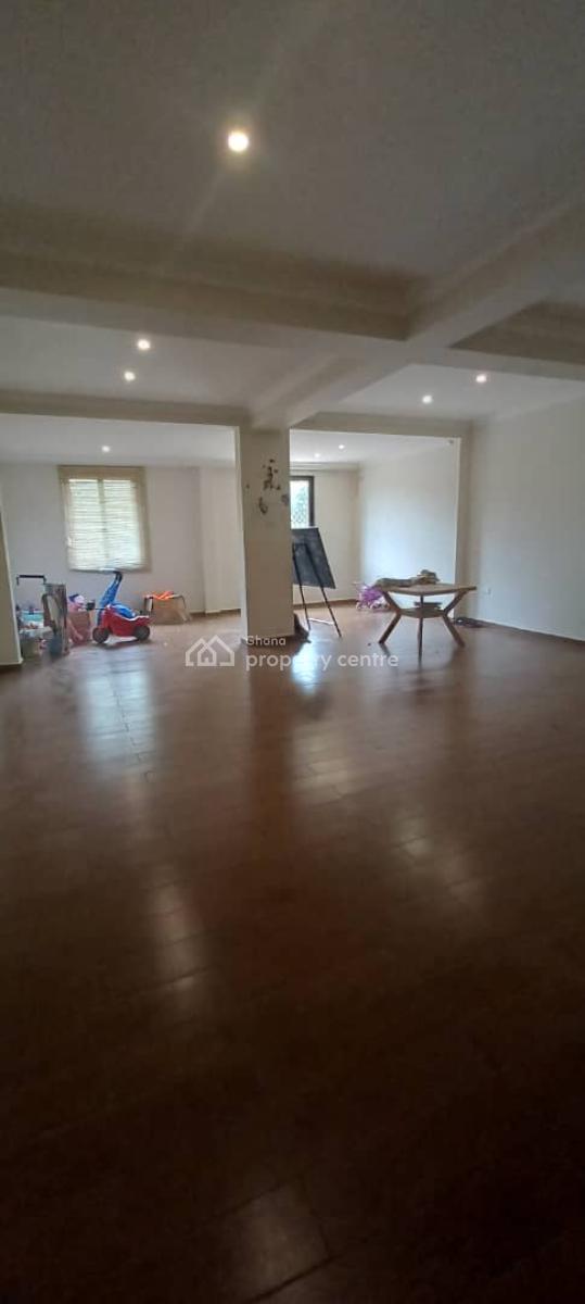 Executive Fully Furnished 5-bedroom House, Kumasi Metropolitan, Ashanti, House for Sale