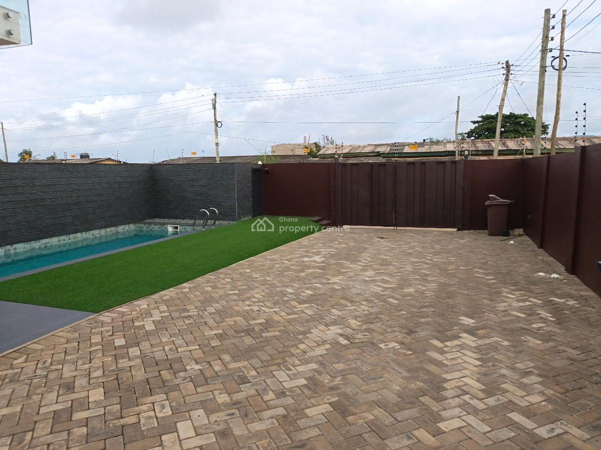 Pool House 3bedrm in South La Estate, South La Estate Opposite Labone Road, South Labadi, Accra, Detached Duplex for Sale