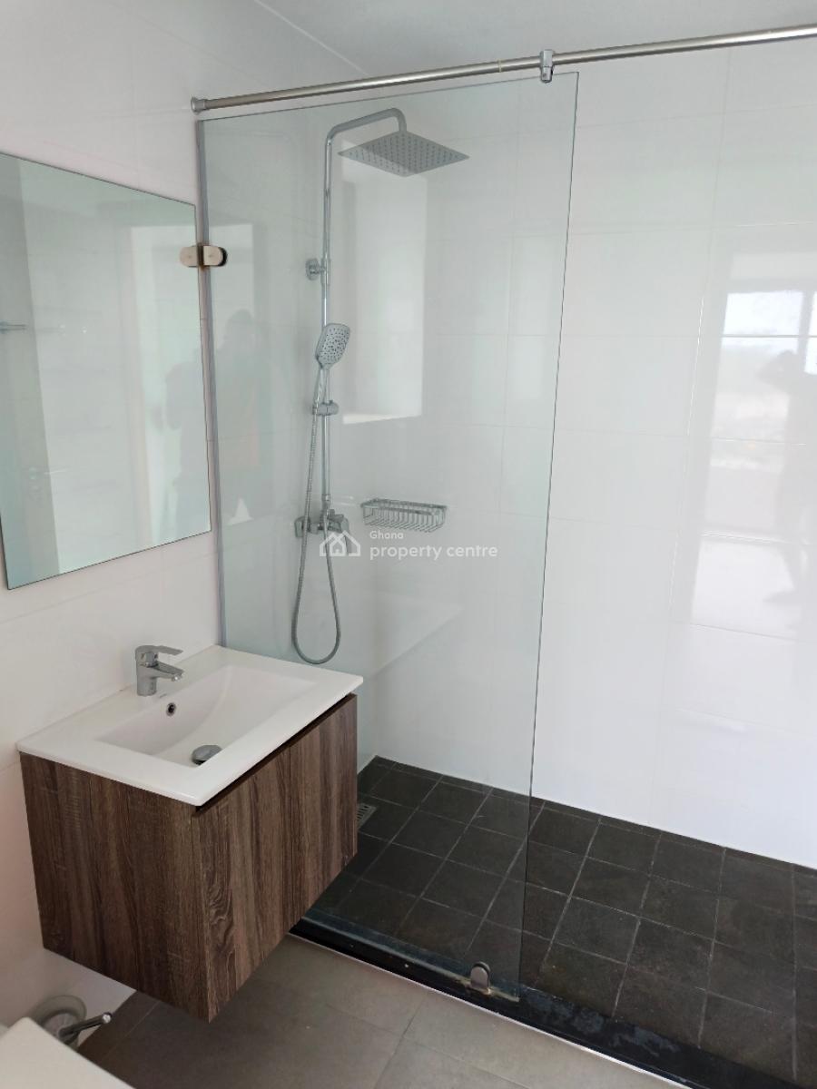 Pool House 3bedrm in South La Estate, South La Estate Opposite Labone Road, South Labadi, Accra, Detached Duplex for Sale