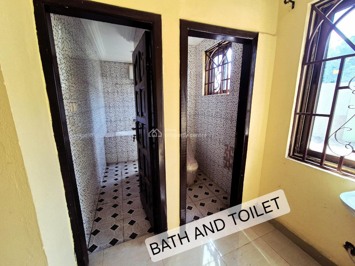 Simple & Spacious 4 Bedroom House, Teshie Grader Estate Roundabout, Teshie-nungua Estates, Accra, House for Rent