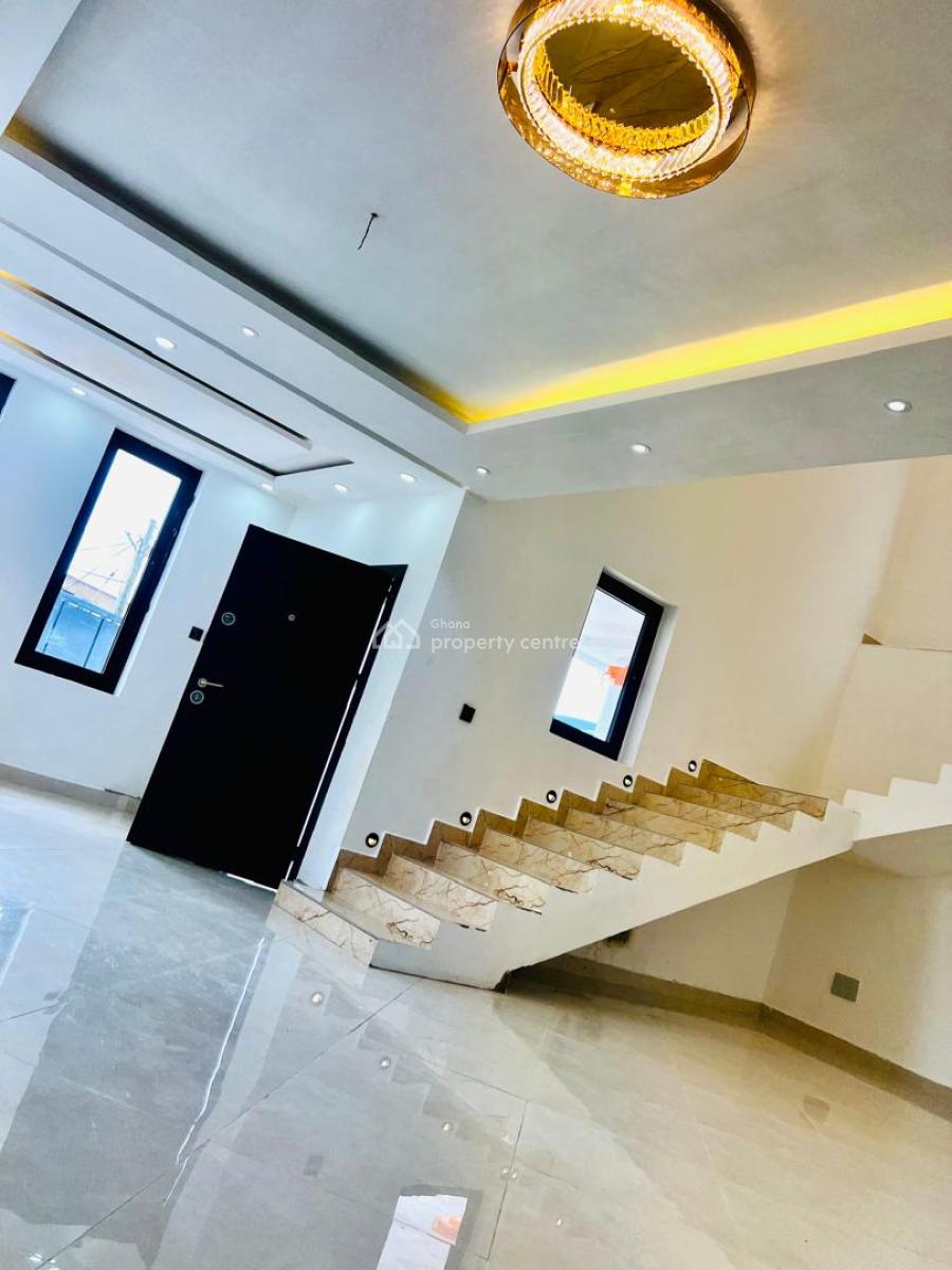 4 Bedroom Self Compound, Tse Addo Goil Filling Station, Tse Addo, Accra, Commercial Property for Rent