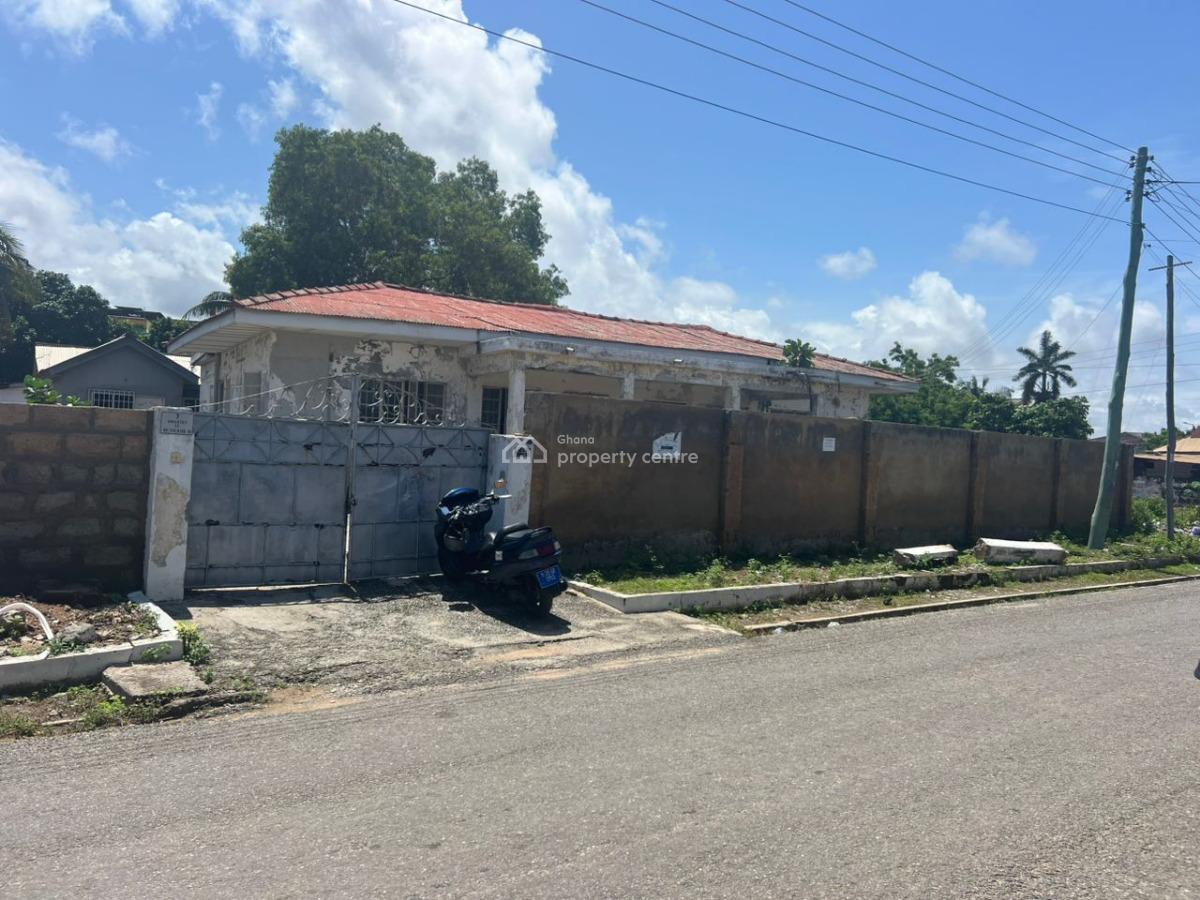Old House in Osu, Osu, Osu, Accra, House for Sale
