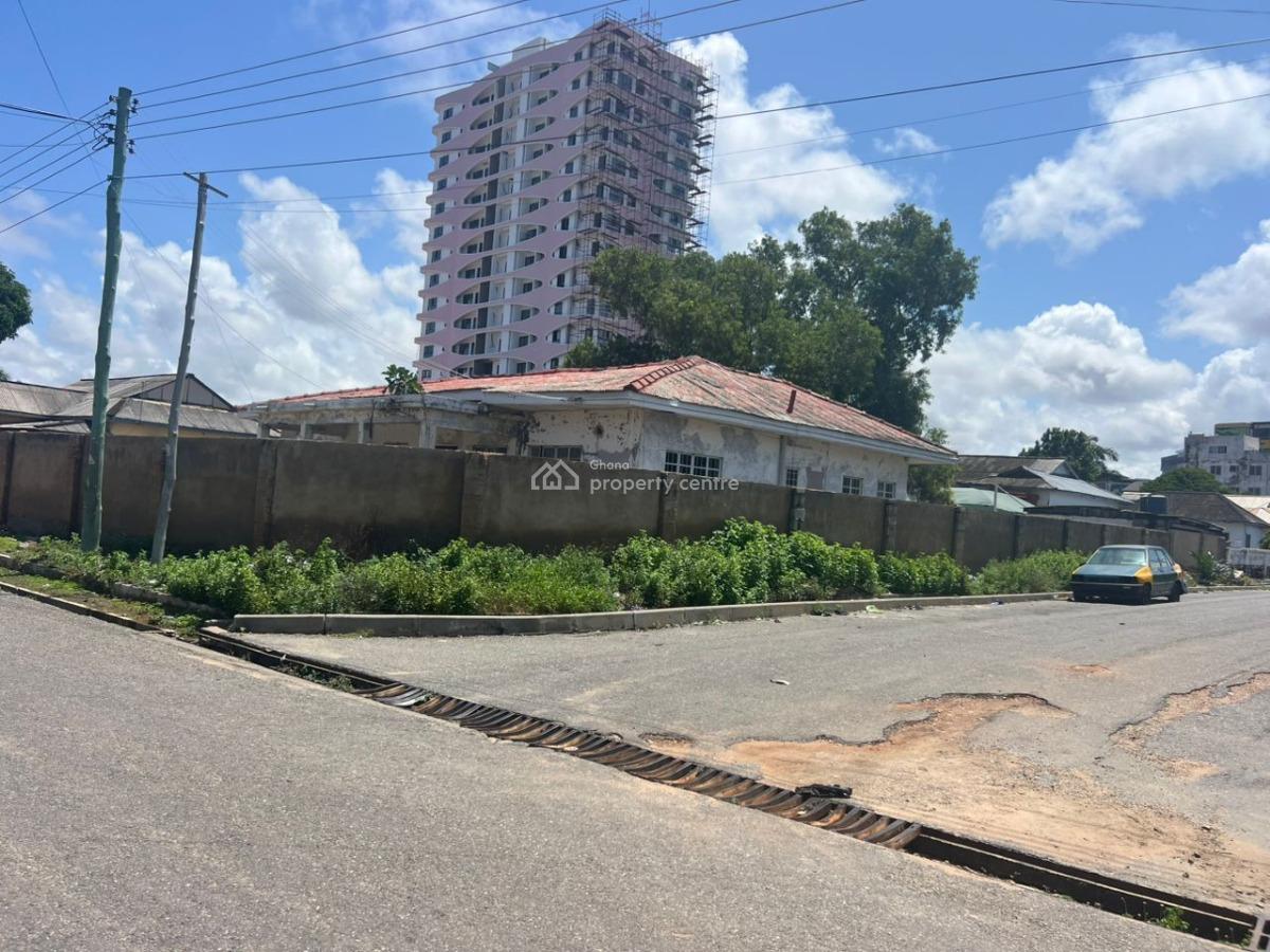 Old House in Osu, Osu, Osu, Accra, House for Sale