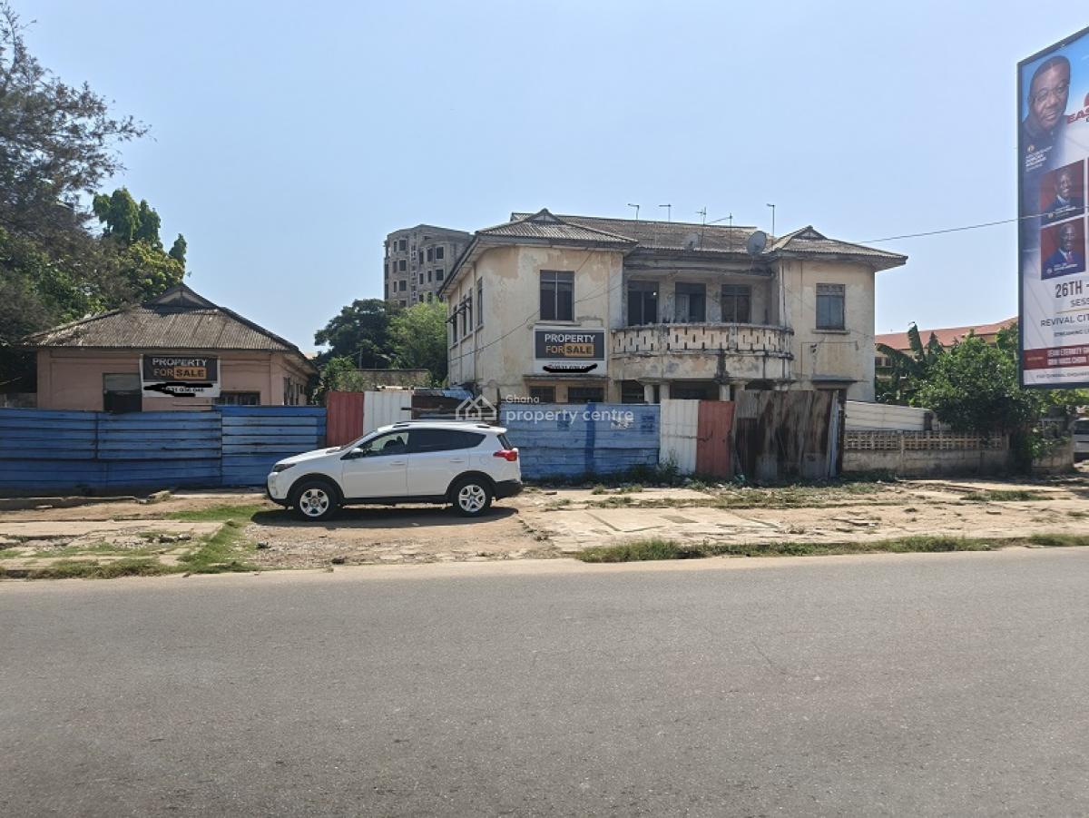 Roadside Old House in Osu, Osu, Osu, Accra, House for Sale